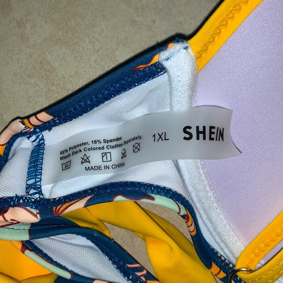 SHEIN Women’s Floral Print Underwire High Waisted Swimsuit - Picture 4 of 4